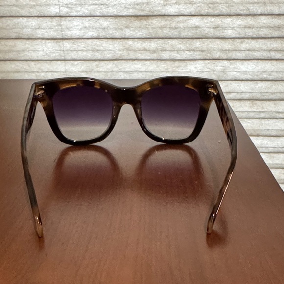 Quay Tort Black/ Black Fade Lens After Hours Square Women's Sunglasses - Picture 5 of 10